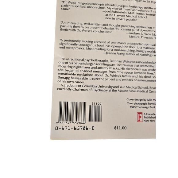 Many lives, many masters by Brian L. Weiss M.D. 0671657860 fireside book - Picture 6 of 8